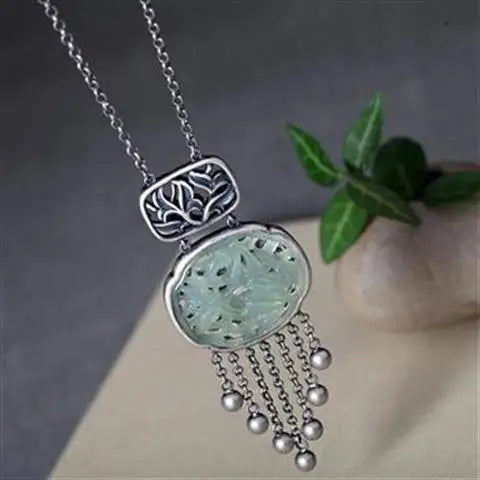 Vintage Inspired Silver Plated Zinc Alloy Necklace with Chalcedony Stone