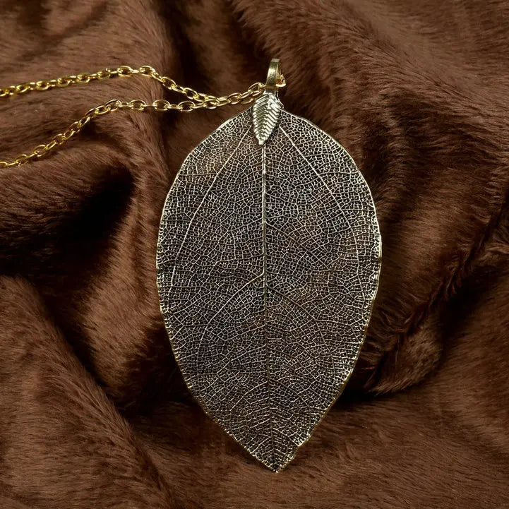 Statement Piece Alloy Necklace with Leaf Pendant