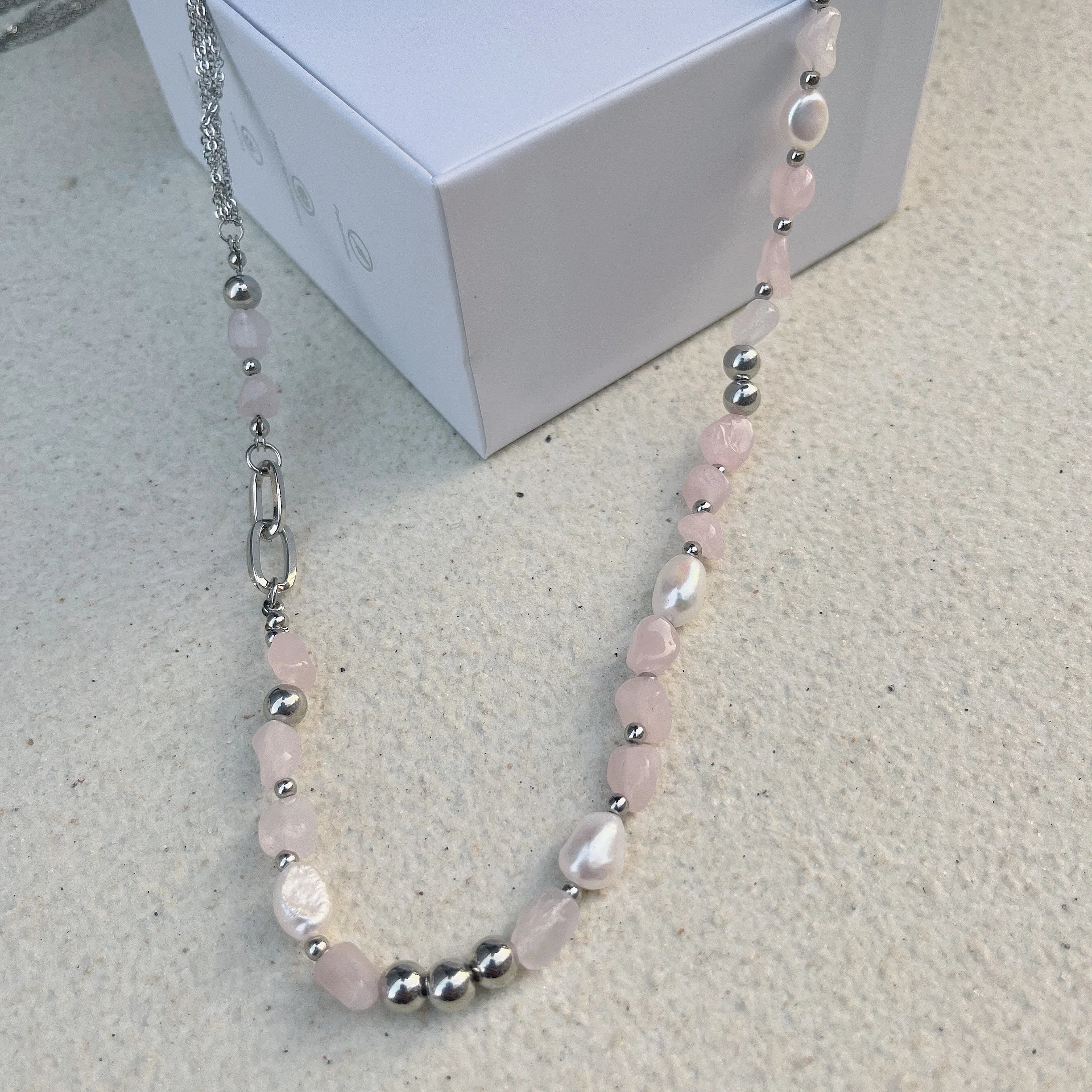 Natural Blue Crystal Freshwater Pearl Zinc Alloy Necklace