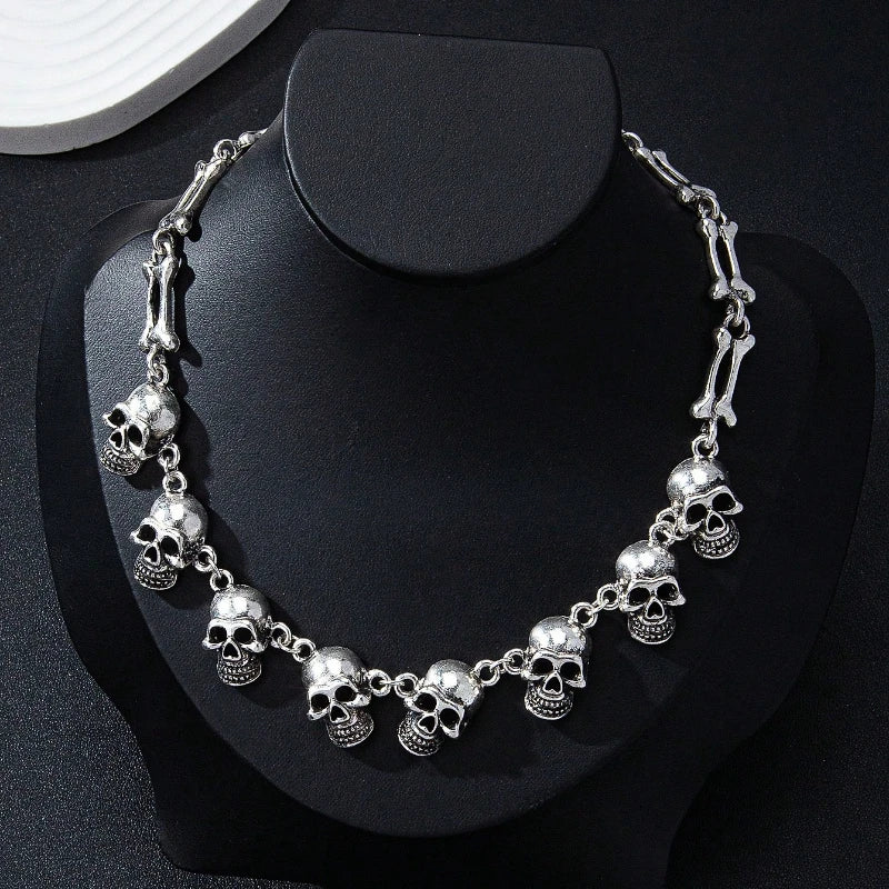 Gothic Style Multiple Skull Connected Choker Zink Alloy Necklace