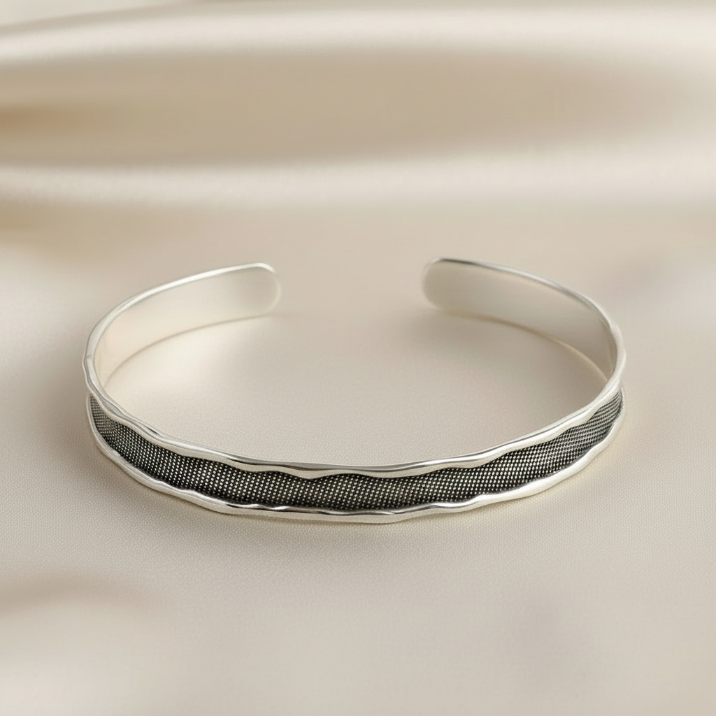 Blackened 925 Sterling Silver Adjustable Pattern Bracelet