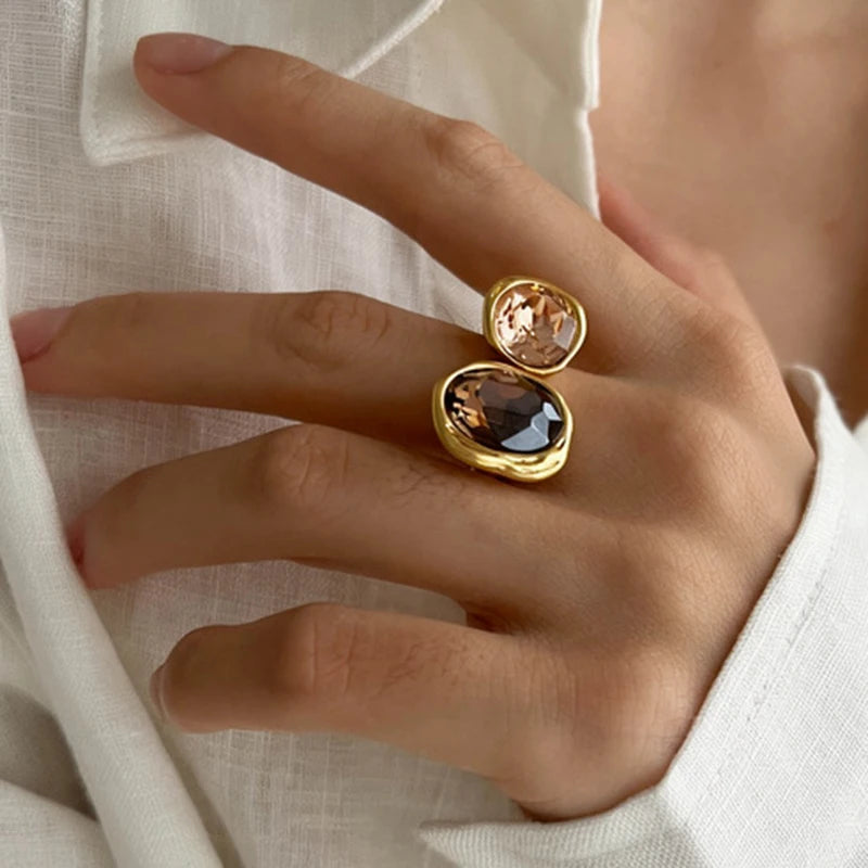 Bold Retro Brown Rhinestone Crystals Alloy Ring