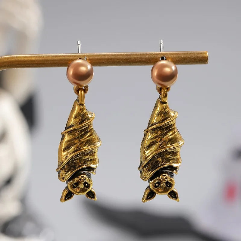Gothic Dark Bat Pendant Drop Zink Alloy Stud Earrings