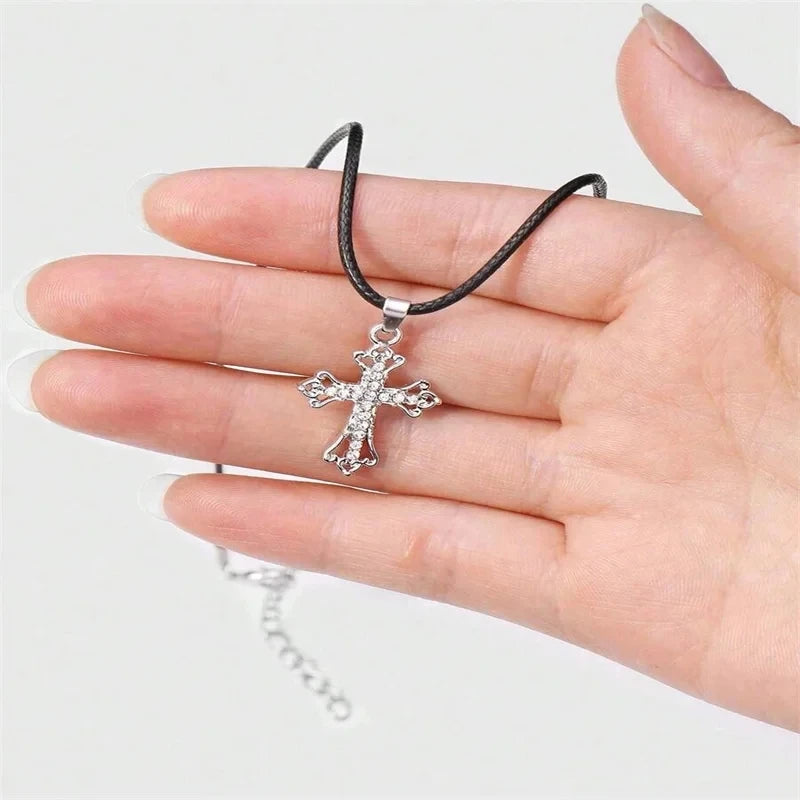Large Goth Detailed Rhinestone Zinc Alloy Cross Rope Chain Choker