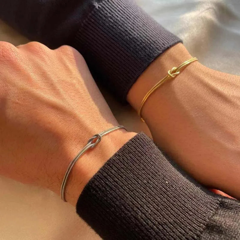 Elegant Stainless Steel Snake Chain Knot Bracelet - Handmade, Minimalist, Expandable