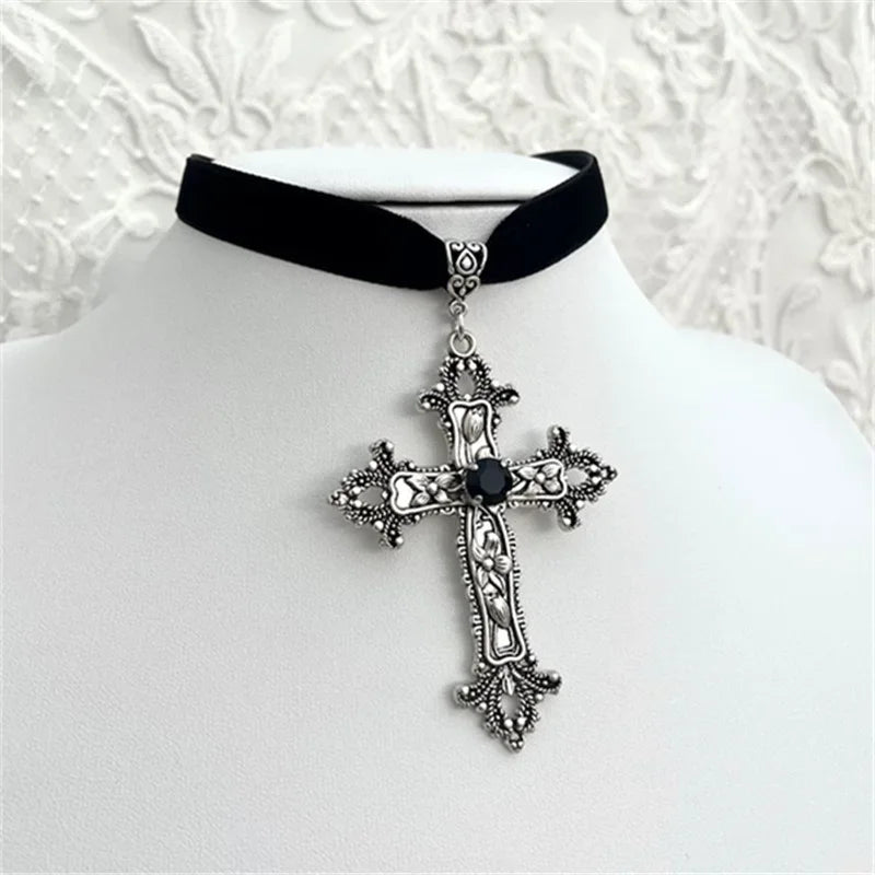 Vampire Goth Large Rhinestone Zinc Alloy Cross Rope Choker