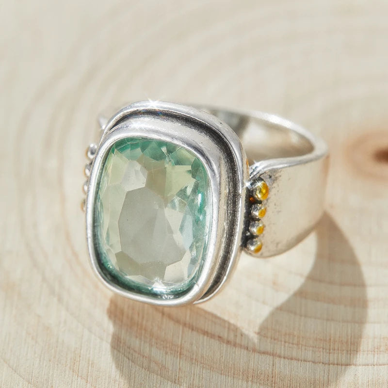 Vintage Inspired Large Zircon Zink Alloy Ring