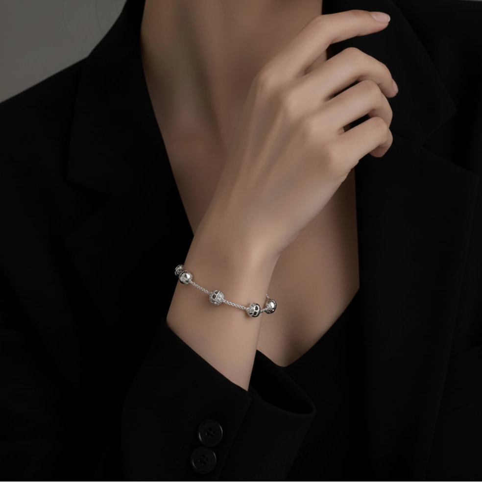 Five Skulls Link Chain Bracelet in 925 Sterling Silver