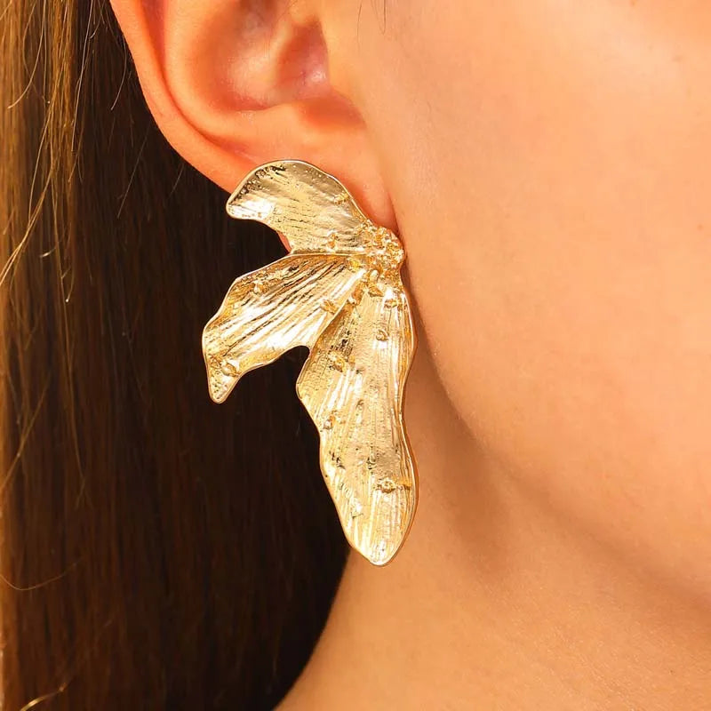 Exaggerated Bold Geometric Leaf Stud Alloy Earrings