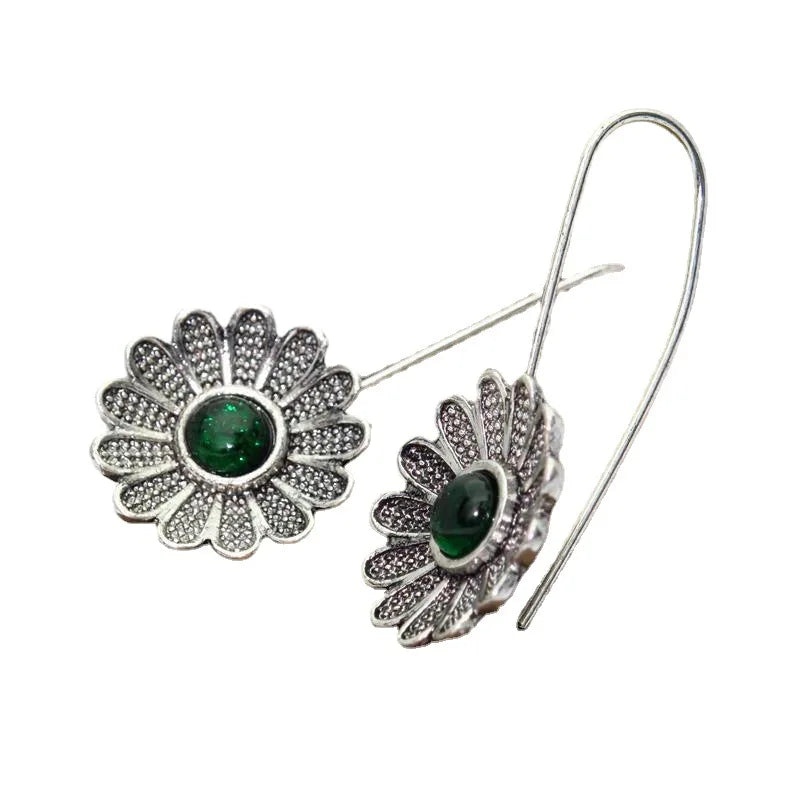Vintage Inspired Green Flower Alloy Earrings