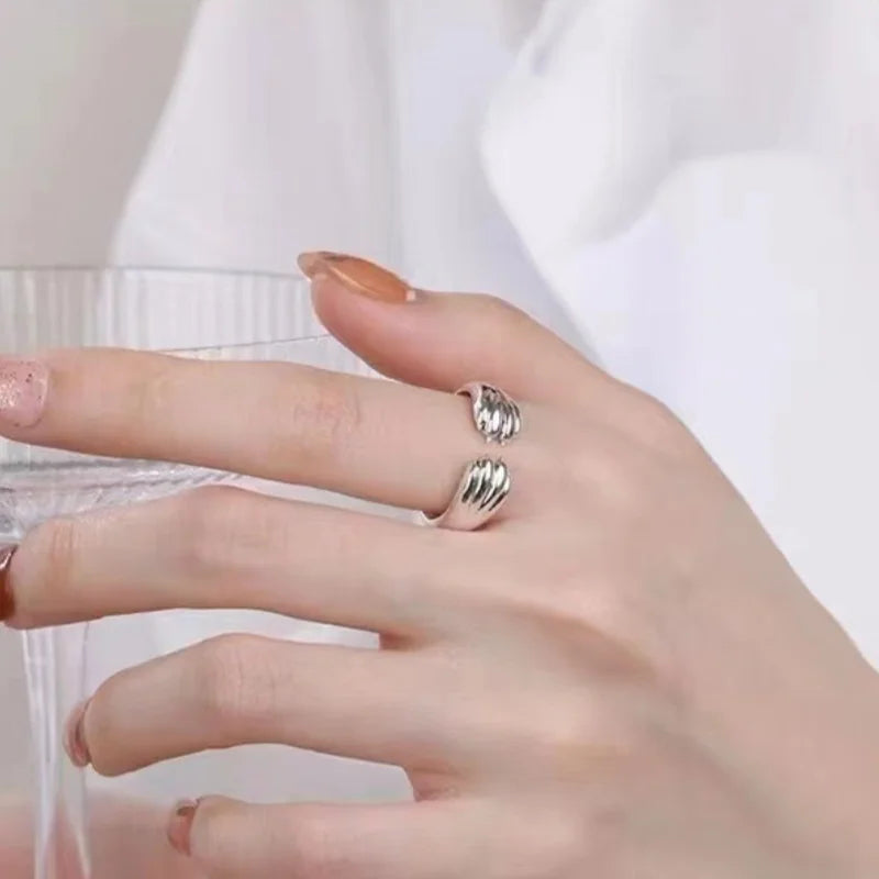 Cat Paw Hug Print Ring - Leaves Imprint, Made of Zinc Alloy, Adjustable, Very Cute