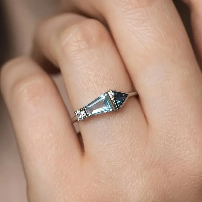 Ocean Blue Geometric Zirconia Zinc Alloy Band Ring - Elegant, Romantic, Unique