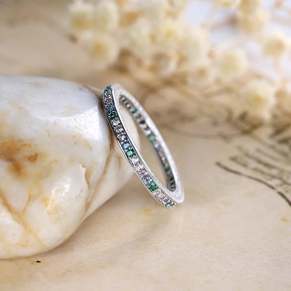Minimalist Stackable Ring in Zinc Alloy with Zircon Stones