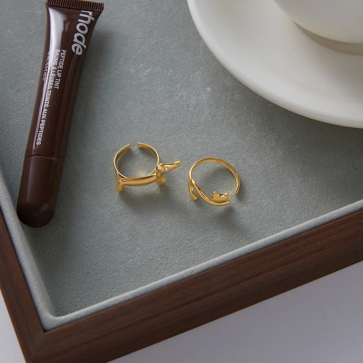 18K Gold-Plated or Platinum Plated Stainless-Steel Rhinestone Sausage Dog or Cat Ring, Adjustable