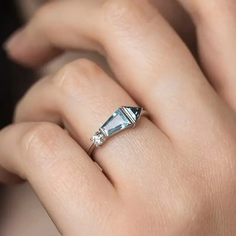 Ocean Blue Geometric Zirconia Zinc Alloy Band Ring - Elegant, Romantic, Unique