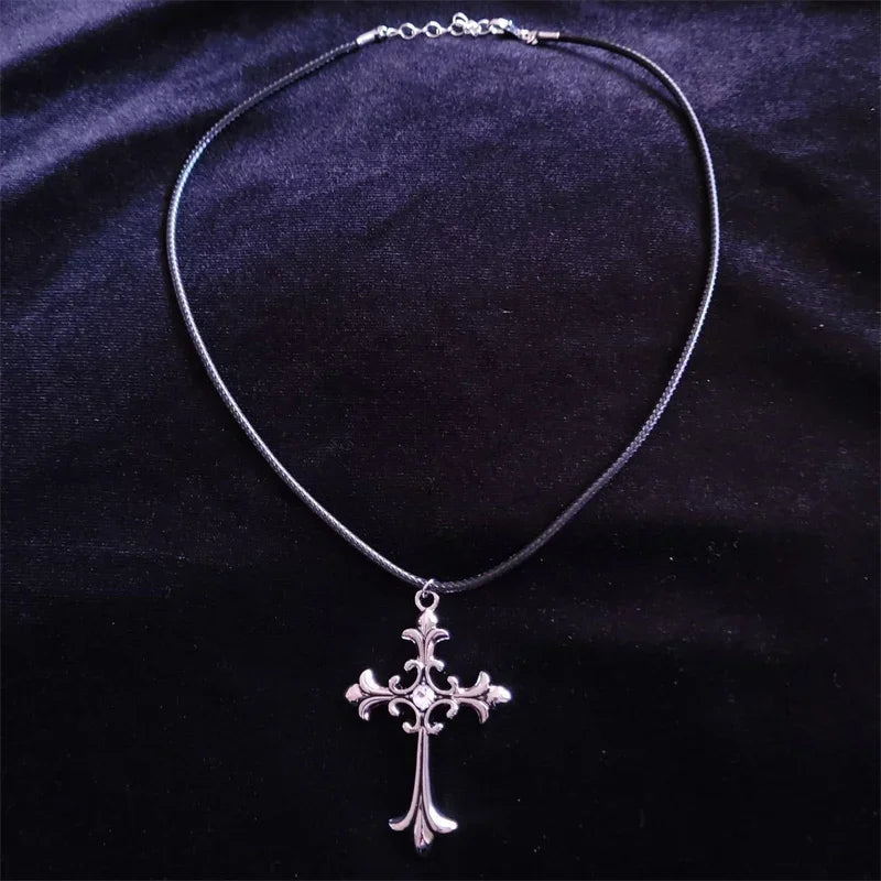 Large Goth Detailed Rhinestone Zinc Alloy Cross Rope Chain Choker