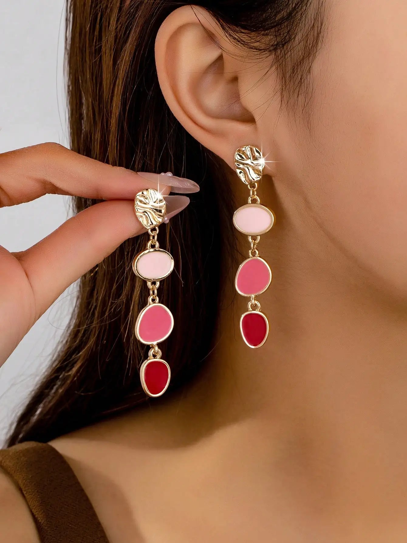 KC Gold Plated Alloy Oil-Drip Elegant Stud Earrings