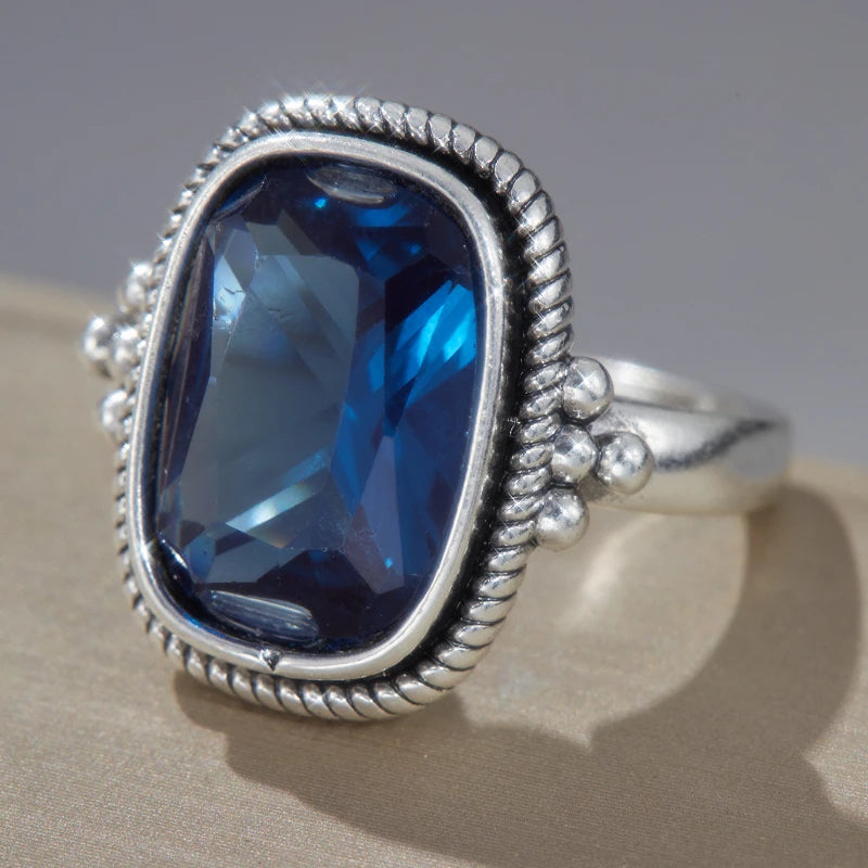 Vintage Inspired Large Zircon Zink Alloy Ring