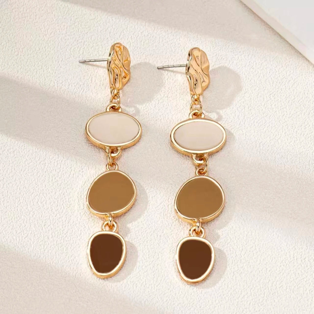 KC Gold Plated Alloy Oil-Drip Elegant Stud Earrings