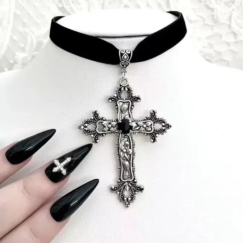 Vampire Goth Large Rhinestone Zinc Alloy Cross Rope Choker