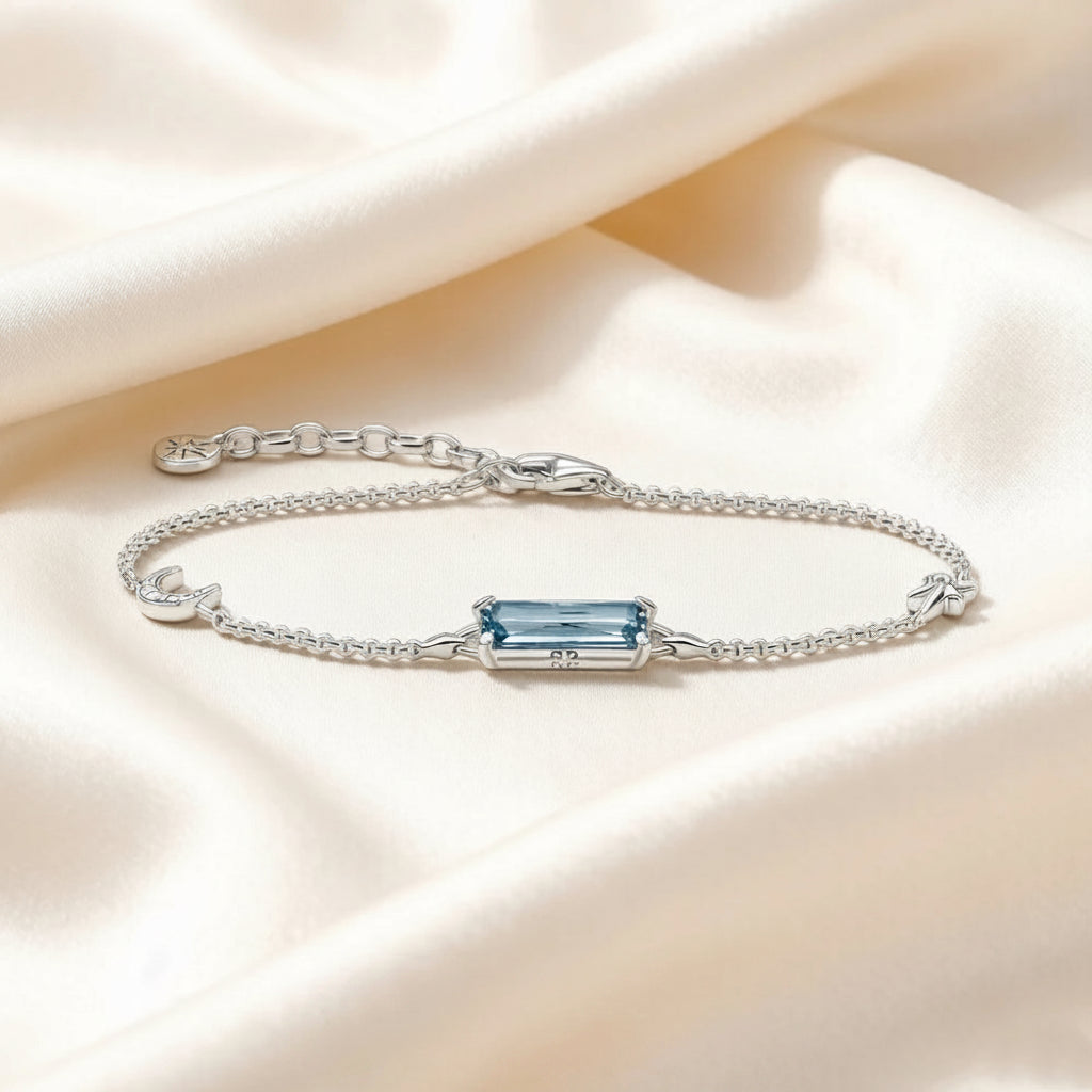 Moon and Star Link Chain Bracelet in 925 Sterling Silver with Zircon Stones