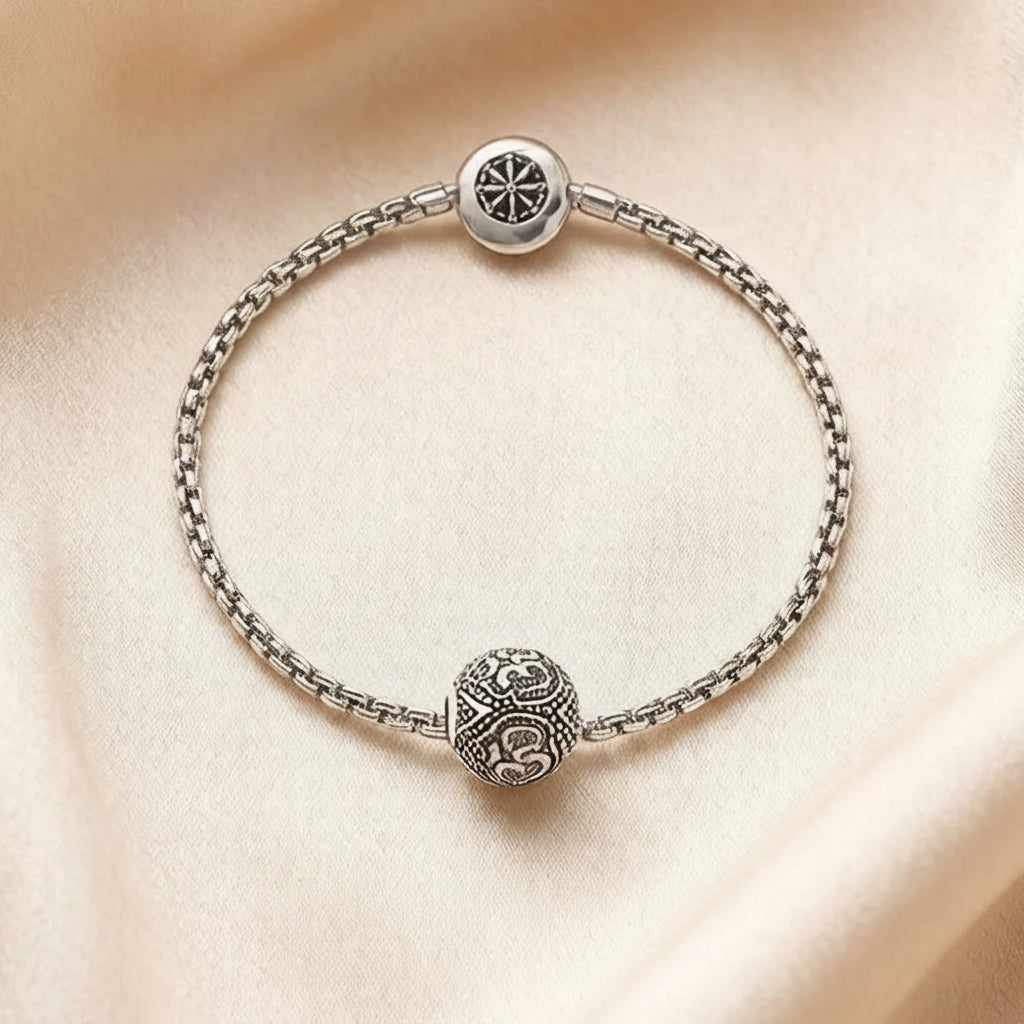 Vintage Inspired Black Link Chain Bracelet in 925 Sterling Silver