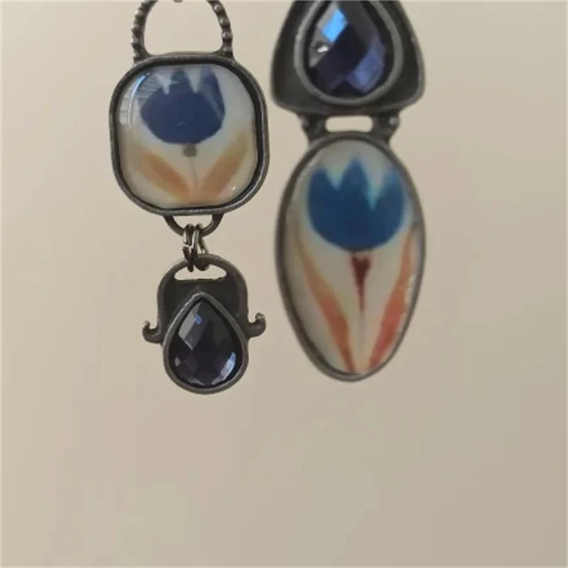 Vintage Style Silver Blue Stone Carved Flower Alloy Earrings - Very Retro, Feminine