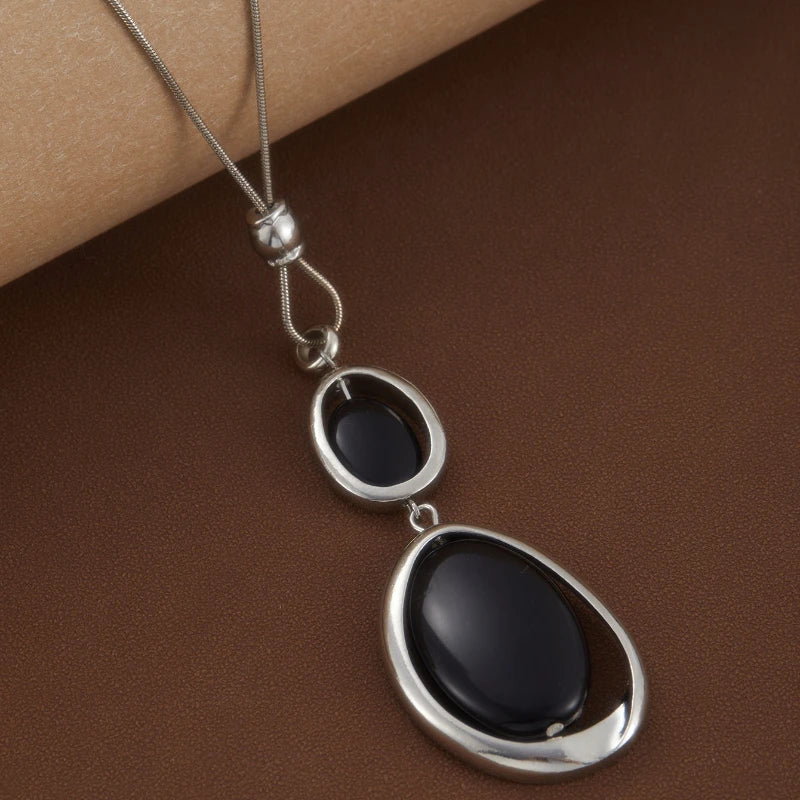 Large Black Stone Pendant Long Snake Alloy Necklace