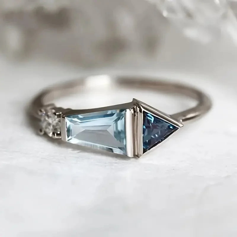 Ocean Blue Geometric Zirconia Zinc Alloy Band Ring - Elegant, Romantic, Unique