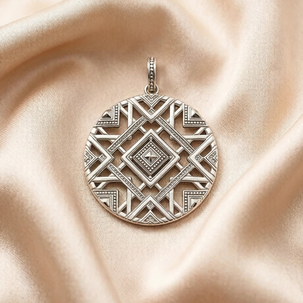 Unisex Large Round Ornament Pendant in 925 Sterling Silver