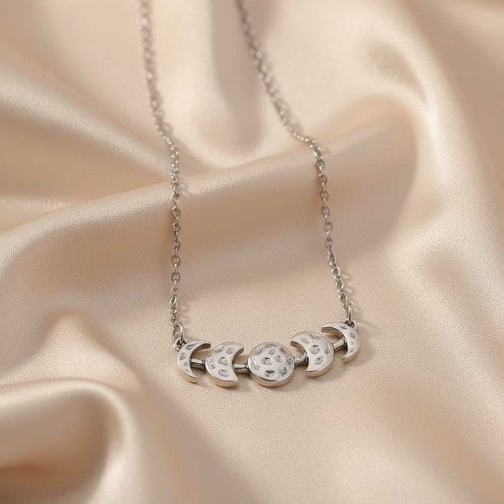 Hammered Moon Crescent Alloy Necklace