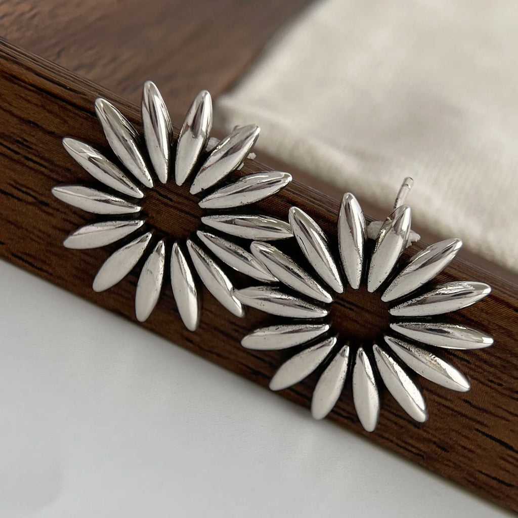 925 Sterling Silver Flower Stud Earrings